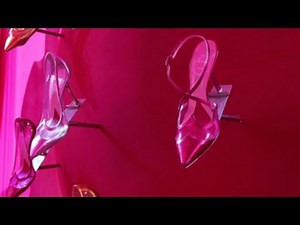 Roger Vivier reinterprets its most classic shoes in an explosion of color.