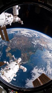 Earth view from Inside ISS! #game #tv | Space Voyager