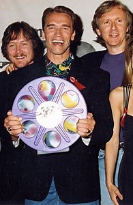 Церемония вручения премии MTV Movie Awards 1992 (1992) — Фильм.ру