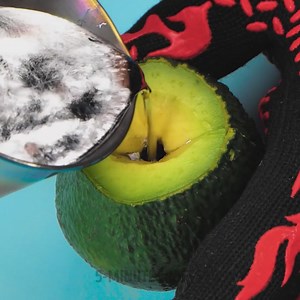 566K views · 2K reactions | Amazing things made from molten metal! | 5-Minute Crafts Teens | Facebook