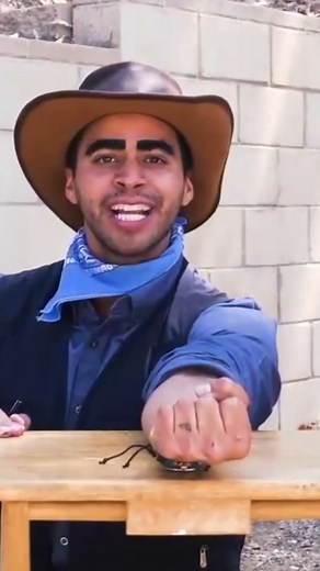 Stung by the Chancla | David Lopez