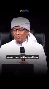 HIDUP ITU SEBENARNYA GAMPANG Hidup ini tidak perlu dibuat ribet. Kenapa? Karena yang membagikan rezeki bukan manusia, tapi Alloh. Manusia hanyalah perantara, sekadar pengantar apa yang sudah Alloh tetapkan. 📌 Ada kisah seorang ibu penjual makanan kecil. Dagangannya sederhana, untungnya pun tidak besar. Namun setiap azan berkumandang, ia menutup lapaknya. “Maaf ya, saya sudah dipanggil Bos,” katanya. Kalau mau menunggu silakan, kalau mau beli di tempat lain pun tak mengapa. 🔖 Saat ditanya, “Ibu