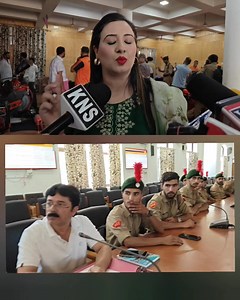 Table Top Exercise Held in Dak Bungalow Anantnag /// ADC Anantnag ,Sandeep singh Bali chaired the meeting // Present on the occasion were Dr.Amir Hussain (JKAS ) ,CEO Disaster Management,District officers and others Attended /// Deputy Secretary ,Disaster Management Snowbar Jameel (JKAS ) Gives More Details /// | KNS Kashmir