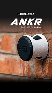 El nuevo ANKR MINI proporciona un punto de bloqueo compacto para todo tipo de bicicletas. Esta versión más pequeña se puede utilizar con un Z LOK o D-LOCKpara mantener su bicicleta o scooter seguro en todo momento Hiplok #ciclismo #seguridad #bicicletas #hiplok #bicis #candadosparabicis | La Bici Urbana / LBU