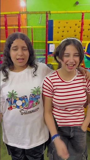 لعبة الضفدع والبنات الشريره😂😂