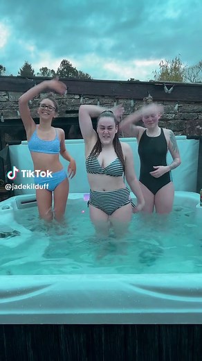 Hot Tub Party with Cousins and Girlfriends