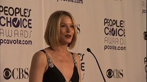 Christina Applegate answers your questions in the Press Room. | People's Choice Awards | Facebook