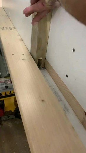 1.8K views · 14 reactions | Automatic door bottom installation #carpentry #doors #viral #tools #diy | Leandro Felipe | Facebook