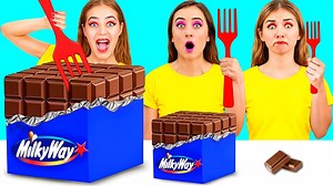 18K views · 247 reactions | Desafío Placa Grande, Mediana y Pequeña Situaciones Divertidas de Comida TeenChallenge | TeenChallenge Spanish | Facebook