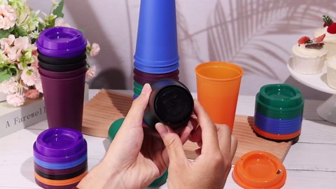 24 Pack Reusable Plastic Coffee Cups with Lids - 12 oz Travel Cups for Hot & Cold Drinks (Colorful)