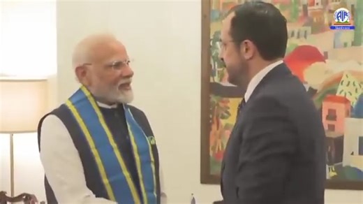 हर भारतीय के लिए गौरव का पल आदरणीय प्रधानमंत्री श्री Narendra Modi जी को साइप्रस के राष्ट्रपति श्री निकोस क्रिस्टोडोलाइड्स द्वारा देश का सर्वोच्च नागरिक सम्मान 'Grand Cross of the Order of Makarios III' प्रदान किया गया है। यह सम्मान भारत की वैश्विक प्रतिष्ठा, आदरणीय प्रधानमंत्री जी के कुशल नेतृत्व और भारत-साइप्रस के मजबूत रिश्तों का प्रतीक है। #PMModiInCyprus | Dr. Sudha Yadav