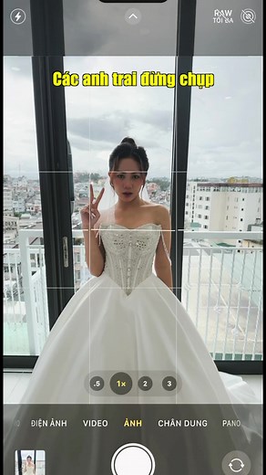 Các anh rể lưu ngay để chụp cho cô dâu của mình trong ngày trọng đại nhé #TonyWedding #chupanhcuoi #vaycuoi #duongsare | Tony Wedding - Chup Anh Cuoi Binh Duong