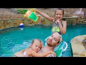 SLIME PRANK ON MY SISTER & DAD! 🤭 Pool Slime Party