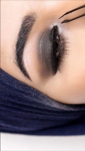 How to Apply Lashes for Beginners ✨ (Super Easy Guide!)