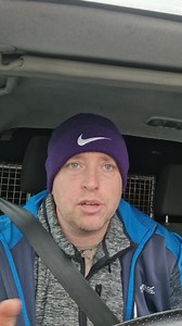 Tail wagging does not always mean friendly , not all smiles are friendly! | Trails 'n' Tails Dog Walking Limerick