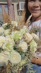 Rustic Bridal Bouquet Sage Green #weddingtoday #floristsoftiktok #florist #bridalbouquet #weddingday #florista #rusticflowers #weddingvibes #belleflowershop #belleflorist #Katusok | Belle Asoy