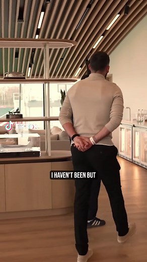 Ben Foster Tours Carrington Barbershop HQ 👋💈