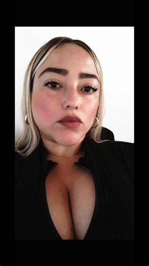 Videos de Yesenia💋 (@yese_979) con “sonido original - Yesenia💋”