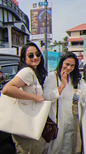 44K views · 217 reactions | നല്ല സ്റ്റൈലൻ ലുക്കിൽ തന്റെ പുതിയ സിനിമ കാണാൻ തിയേറ്ററിൽ വന്ന നമിത പ്രമോദ് #namithapramod #namitha | Indian Cinema Gallery | Facebook