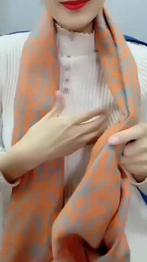 how to tie #silkscarf_cut #tutorials #scarf #scarves | Dress prepare