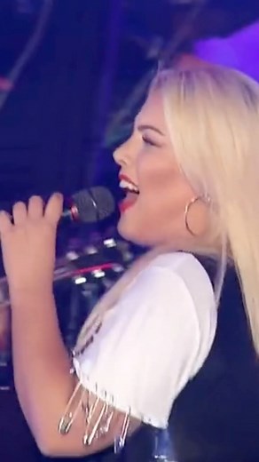 4K views · 349 reactions | Une të dua, ti më zhgënjeve! 凉 | Era Rusi | Facebook