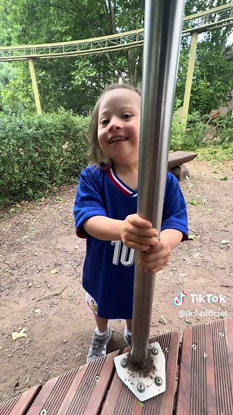 L'amour authentique de ma sœur trisomique 🤣❤️