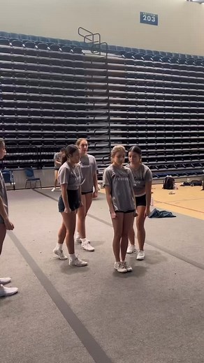 Just some All Girl fun from this past week!! 👯‍♀️👏👸🏻💕 2026 is going to be special! | UTSA Cheer and Mascot