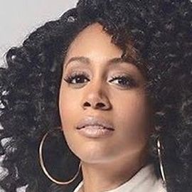 Simone Missick | Keynote Speaker | AAE Speakers Bureau