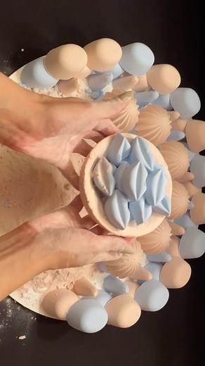 襤....asmr on Instagram‎: "‏ the full video on youtube ‏ . . . . . . . . . . . . . . ‎‏#bakingsoda ‎‏ #asmrtrigger #asmrtherapy #sleepaid #art #asmrsounds #oddlysatisfying #chalk #asmrpowder #slime #asmrcomet #asmrcrunch #asmr #asmrbakingsoda #bakingsoda #asmrcrumble #explore #asmrgymchalk #trend #chalk #bakingsodaasmr #gymchalk #explor ‎‏ #instagramers #asmrsounds #asmrcommunity #relax ."‎