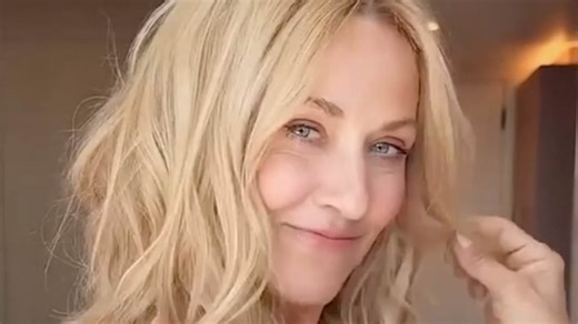 Sheryl Crow looks radiant after getting makeup for Variety cover shoot