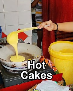 Hot Cakes, Like Thick Pancakes This was so tasty with the Butter and Sugar. #hotcakes #pancakes #Philippines #pinoy #streetfood | Bryan discovers world