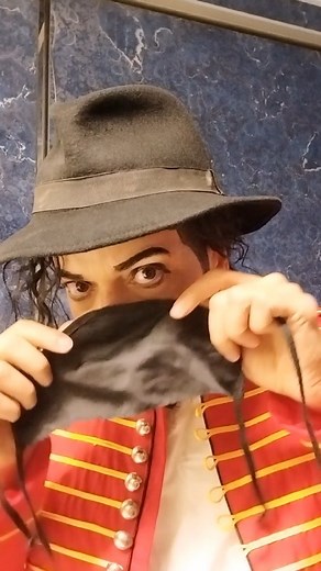 80K views · 385 reactions | #michaeljackson #eyes #makeup #maquillage #maquillaje #ojos #kingofpop #reydelpop #reidopop #trending #creation #cosplay #transformation #mjfans | Gus Jackson | Facebook