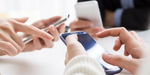 Sarahah Has Been Downloading All the Data In Your Address Book