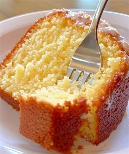 12K views | Hands down, the only lemon cake I'll eat! Full recipe  | Taste Universe | Facebook