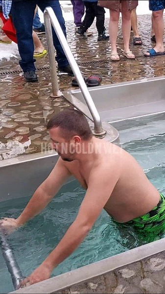 ICE HOLE BATHING #1293 / SWIMMING WINTER 2025