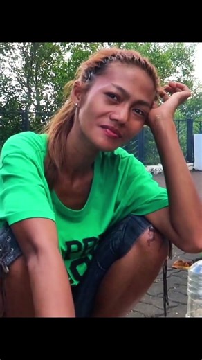 Filipina Girl Opens Up About Her Sad Life | Heartbreaking Story