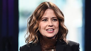 'The Office' Star Jenna Fischer Shares Breast Cancer Diagnosis in Emotional Post
