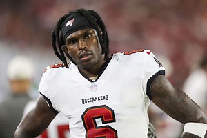 "The Bama duo is gonna kick-ass": Alabama fans rejoice as Julio Jones joins former Tide QB WR duo Jalen Hurts and DeVonta Smith at Philadelphia Eagles