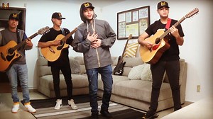 Extasy Model - Grupo Disruptivo #Siguenos👍🏼 #CorridosTumbados #Guitarras | Grupo Disruptivo