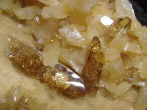 Barite Crystals on Yellow Calcite - Elk Creek, South Dakota - Etsy