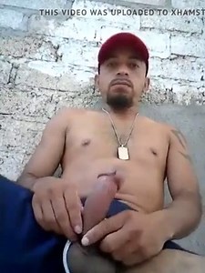 STRAIGHT MEXICAN WORKER IS MASTURBATED AT WORK