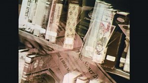 1970s Books On Shelves Library Woman: Stockvideos & Filmmaterial (100 % lizenzfrei) 1041587569 | Shutterstock