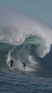 BIG WAVES - EXTREME PARTNER ☠️🌊 Via @tim_bonython_swellchasers 🎥 " @markmathewssurf and @mickcorbs like to share accommodation when you have house this big...... The Right......Australian Made ....." ⚡ #wibperu #theright #australia #surfing #surfers #surf #fyp #surfkookie #surftrip #surfingtrip #tubes #chiribayasilo #surfoftheday #swell #surfdaily #surfingstyle #surfporn #surfingtime #waves #surfingworld #surfingislife #bigwaves #videooftheday #photographyoftheday | Waves ILO Bodyboard