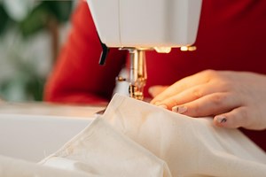 La máquina de coser Starlet de Singer está rebajadísima hoy en Amazon: por 239,99 euros y envío gratis