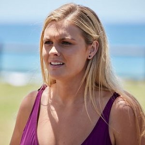 Home and Away Soap Scoop - Dean fears Mac is dead