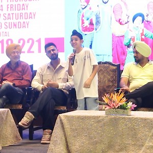 Diljit Dosanjh ਨੇ ਜਦੋਂ Gippy Grewal ਦੇ ਫਰਜ਼ੰਦ Shinda Grewal ਦੀ ਕਿਸ ਗਲੋਂ ਕੀਤੀ ਸੀ ਤਾਰੀਫ? #ShindaGrewal #diljitdosanjh #gippygrewal #GurpreetGhuggi #HonslaRakh #carryonjatta3 #CinePunjabi | Cine Punjabi