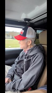 "Ol Popeye's chicken...biscuits will choke the sh*t outa ya!" "If you knocked that cigarette outa that guys hand he's sh*t!" | Pop Watch