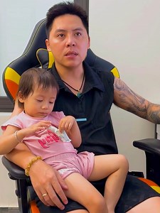 31K views · 1.5K reactions | Dad worries about Monkey Kaka and Mit when there is a big storm #Kaka | Kaka Page | Facebook