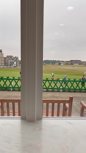 The HOME of Golf 😍 Not a bad view from the TravisMathew Europe shop behind 18 either.. #TheHomeofGolf #StAndrews #TheOldCourse #TravisMathew | St Andrews Links