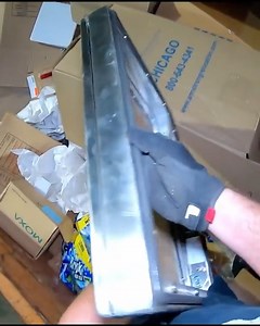 397K views · 2.9K reactions | Dumpster Diving #dumpsterdiving #electronics #automation #fyp #scrapmetal #dumpsterdivingfinds #copper #aluminum The Scavenger | The scavenger | Facebook